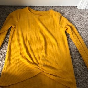 yellow long sleeve tee